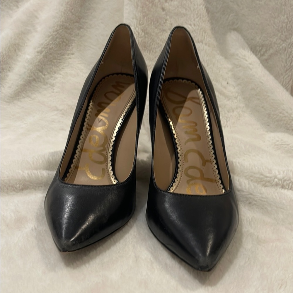 Black Leather Women's Pumps